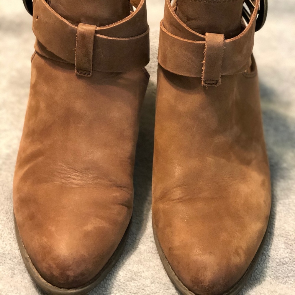 Vionic “The Rory” Ankle Booties